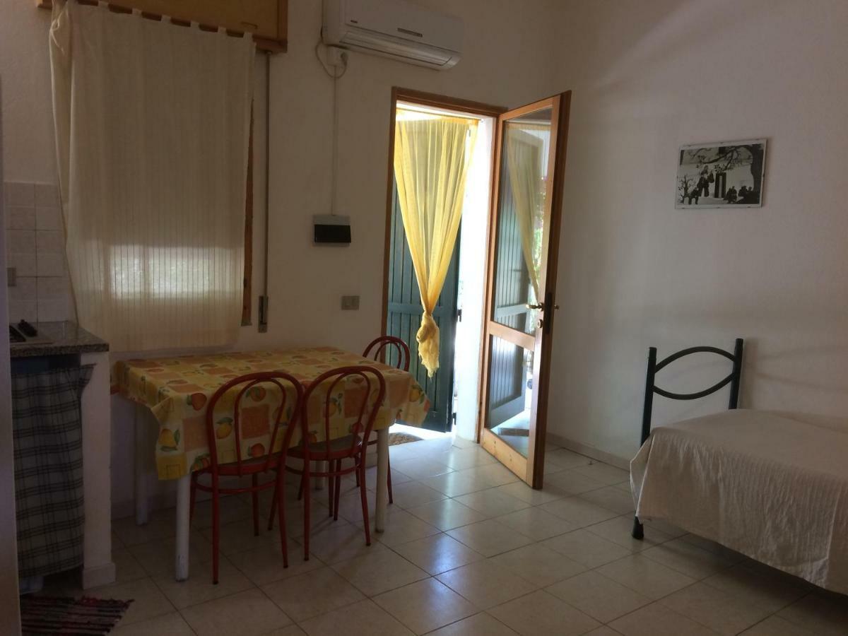 Agriturismo Sarrabus San Priamo ภายนอก รูปภาพ